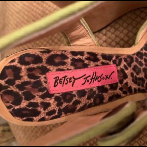 Betsey Johnson wedges - Picture 2 of 3
